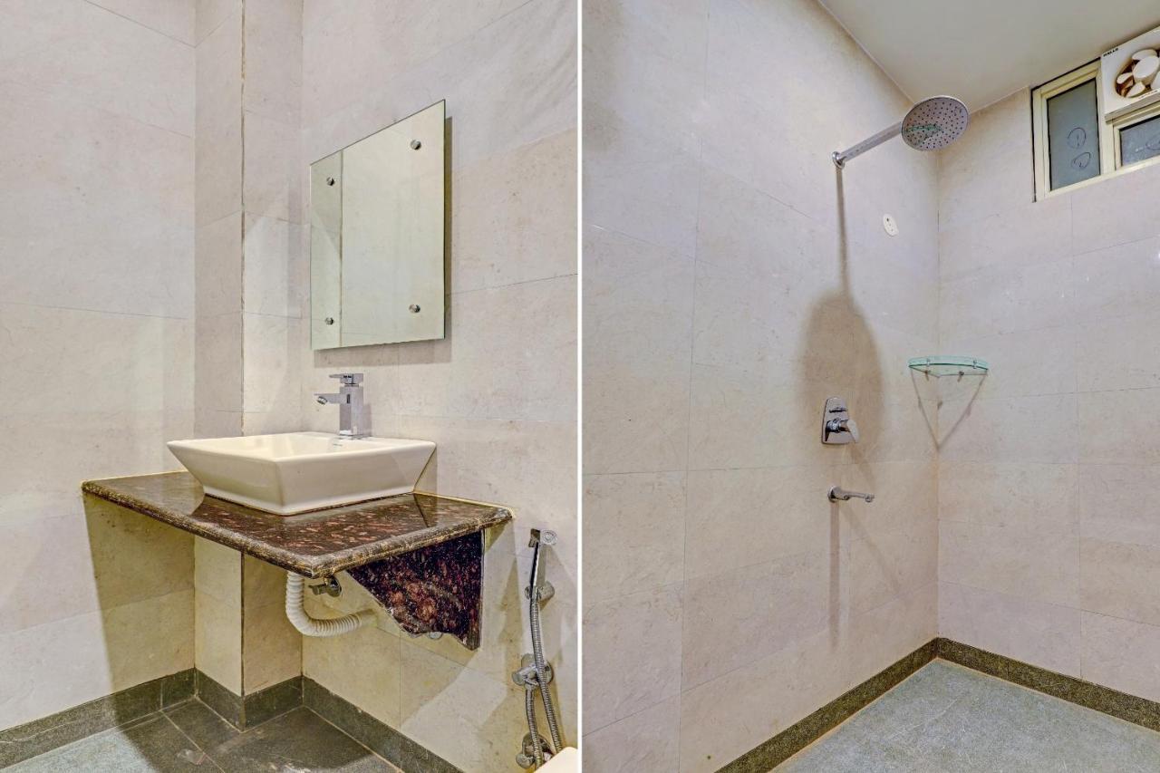 Collection O Hotel Aditya Palace Near Leisure Valley Park Gurgaon Exterior photo